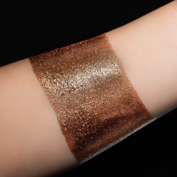 NUTTY NOUGAT - pigment sypki,  kolor rudo-złoty.