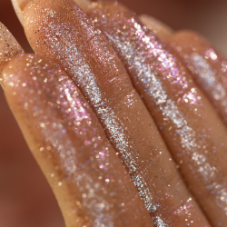 AMBER - pigment sypki, kolor jasne różowe złoto