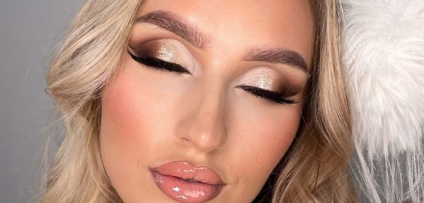 Makijaż ślubny z pigmentami – jak uzyskać olśniewający efekt w swój wielki dzień?