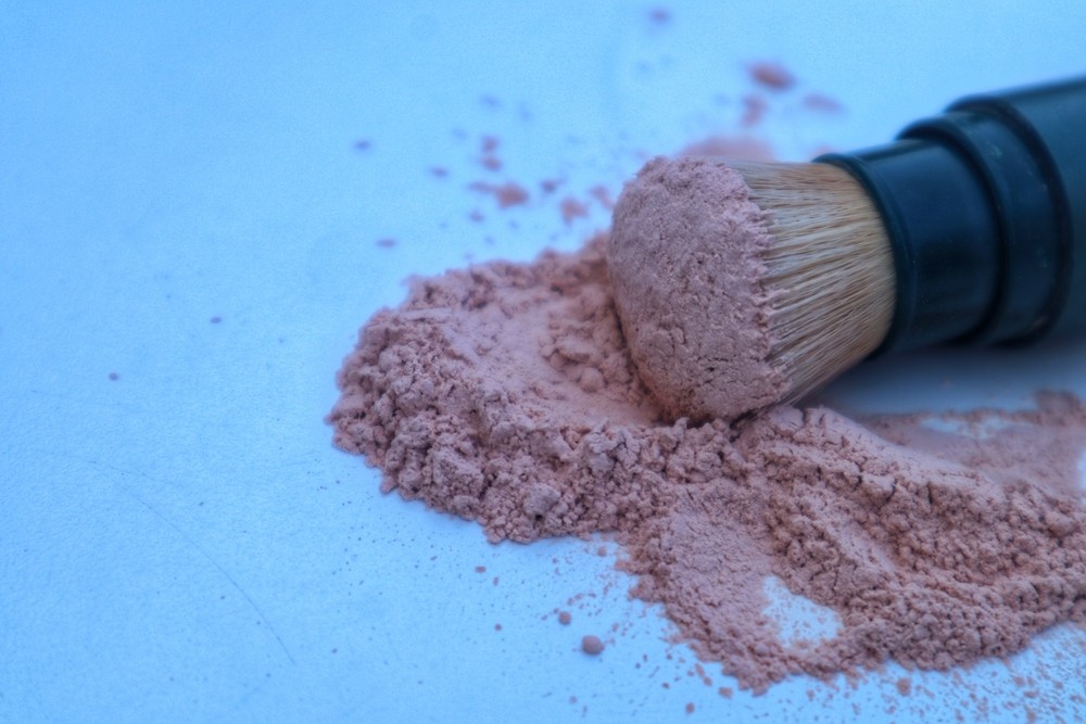 Jakie jest działanie sypkich pigmentów coffee glam?