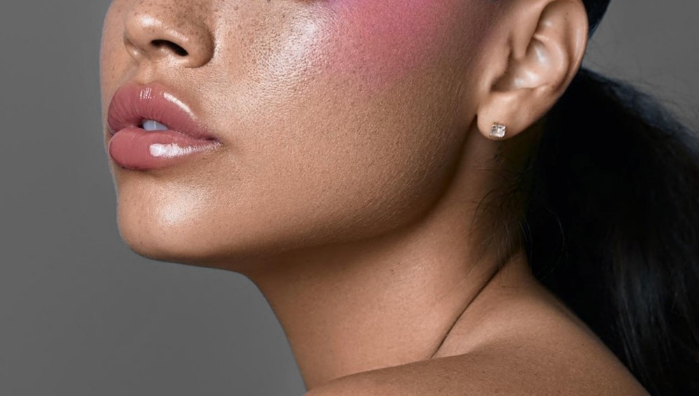 Top 5 trików na trwały makijaż przez cały dzień – sprawdzone przez wizażystki